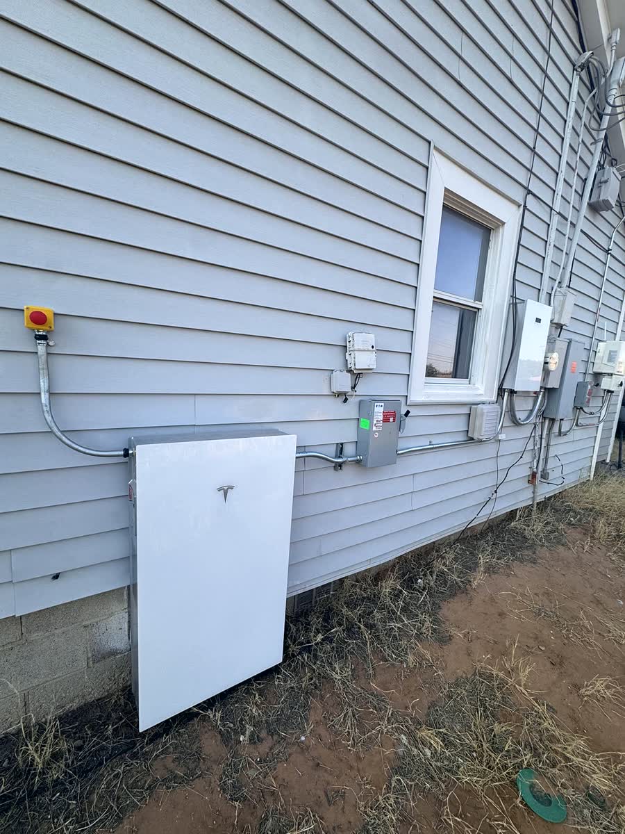 Bateria instalada en una manufactured home en Texas